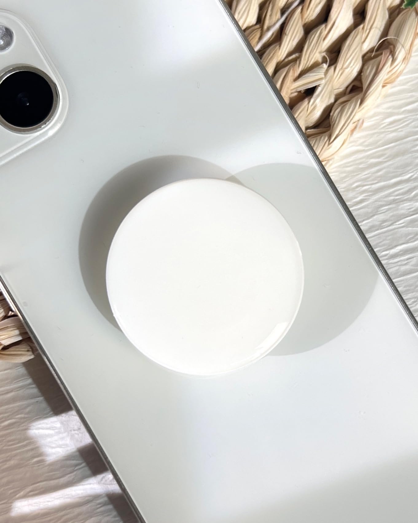 Solid Color Phone Grip Stand Cute Clear Cell Phone HolderExpandable Collapsible Cell Phone Accessory Phone Charms Kindle Holder Support with Transparent Base